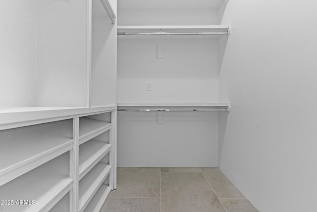 2617 W DESERT HILLS Drive, Phoenix, AZ 85086