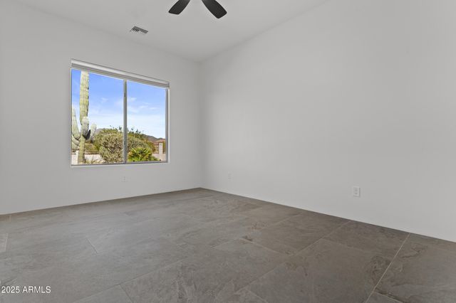 2617 W DESERT HILLS Drive, Phoenix, AZ 85086