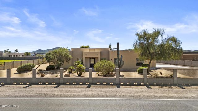 2617 W DESERT HILLS Drive, Phoenix, AZ 85086