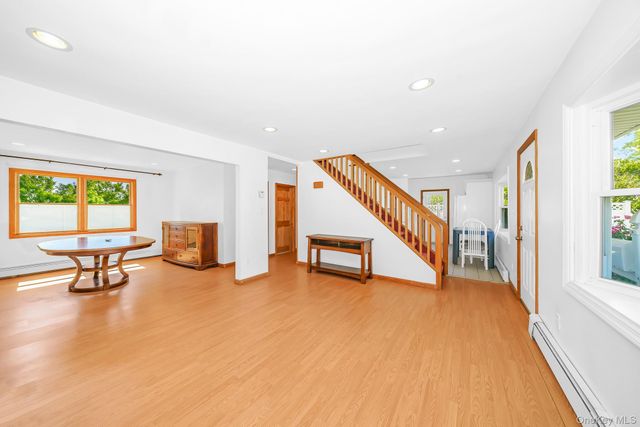 130 Coach Lane, Levittown, NY 11756