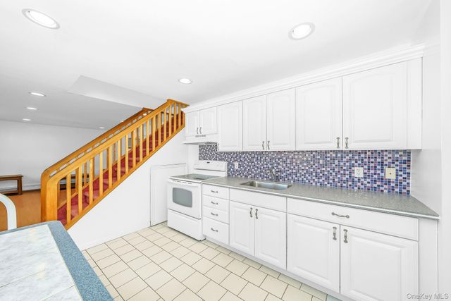130 Coach Lane, Levittown, NY 11756