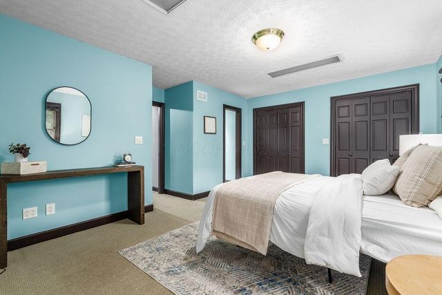 122 W North Broadway Street, Columbus, OH 43214