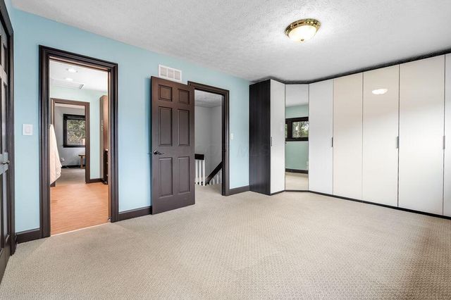 122 W North Broadway Street, Columbus, OH 43214