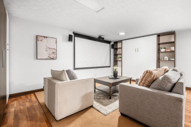 122 W North Broadway Street, Columbus, OH 43214