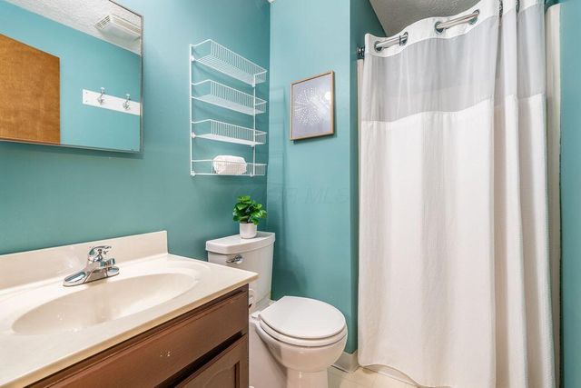 122 W North Broadway Street, Columbus, OH 43214