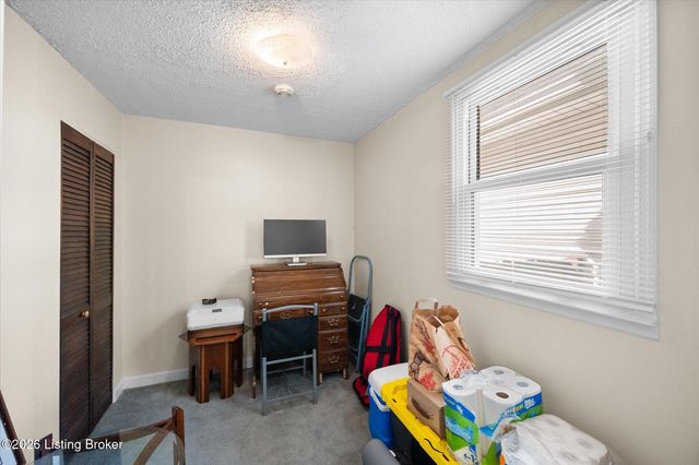 665 Lynn St, Louisville, KY 40217