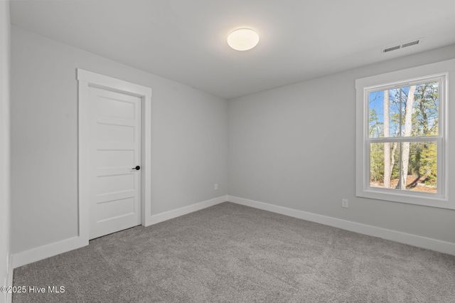 2426 Starling Lane, New Bern, NC 28562