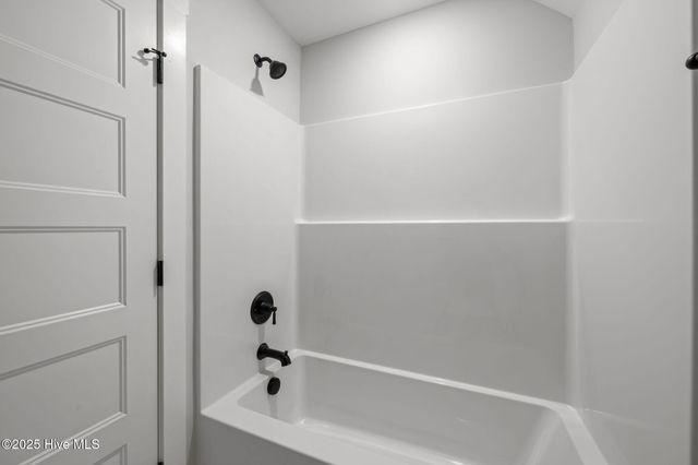 2426 Starling Lane, New Bern, NC 28562