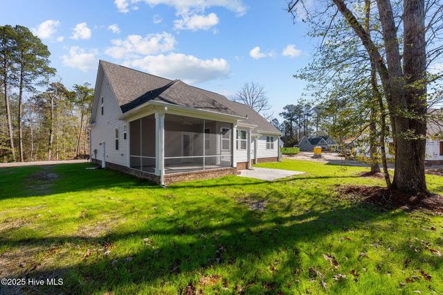 2426 Starling Lane, New Bern, NC 28562