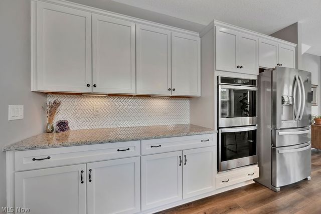 9729 Sommerville Street, Louisville, OH 44641