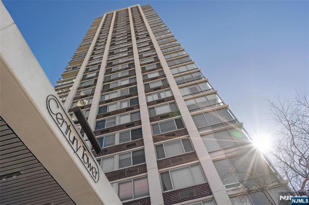 1600 Parker Avenue 15C, Fort Lee, NJ 07024