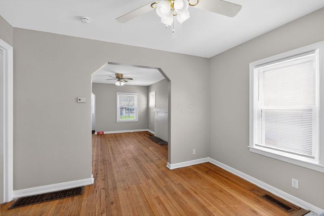 529 Larcomb Avenue, Columbus, OH 43223