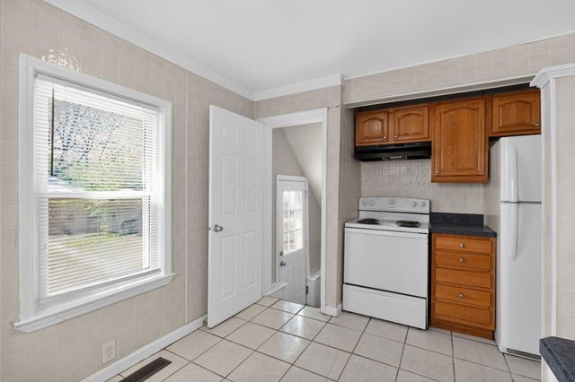 529 Larcomb Avenue, Columbus, OH 43223