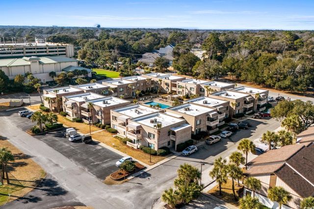 10100 Lakeshore Dr. Unit B1, Myrtle Beach, SC 29572