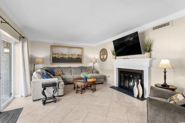 10100 Lakeshore Dr. Unit B1, Myrtle Beach, SC 29572