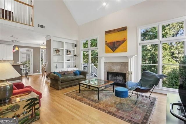 2264 Lenox Ridge Court NE, Brookhaven, GA 30319