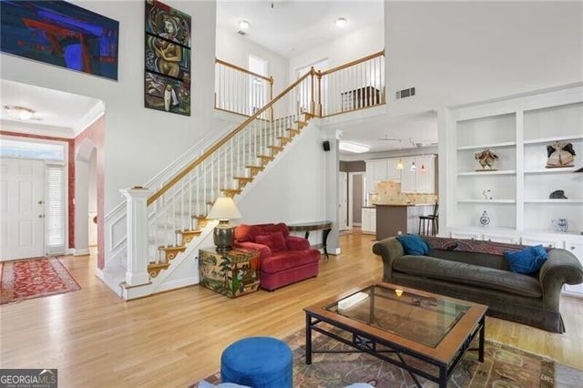 2264 Lenox Ridge Court NE, Brookhaven, GA 30319