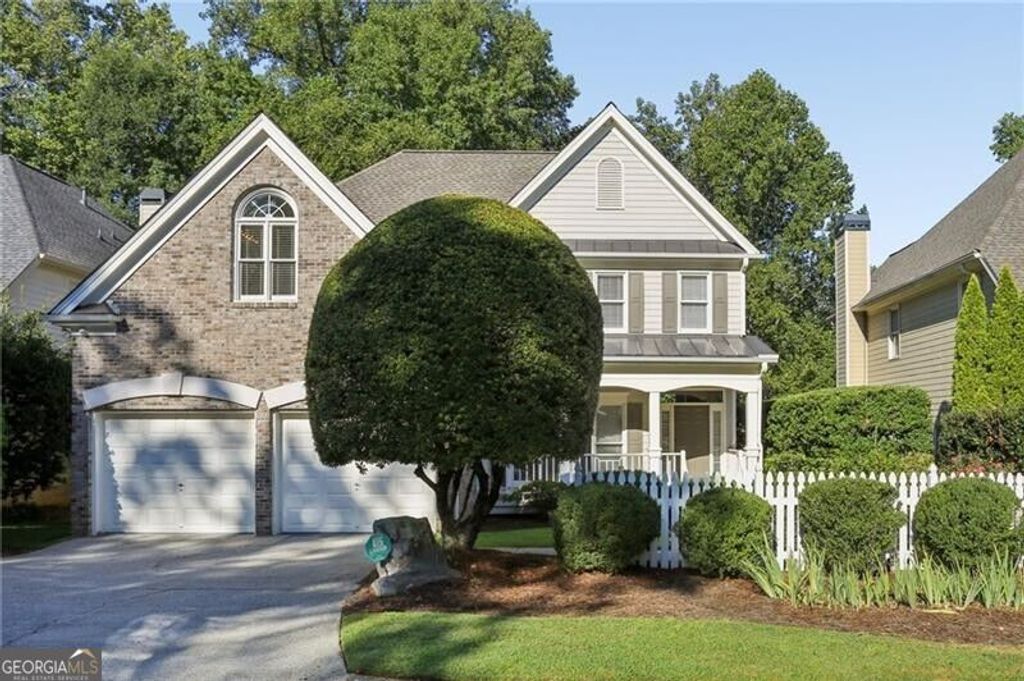 2264 Lenox Ridge Court NE, Brookhaven, GA 30319