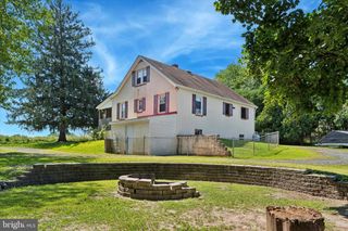 234 COLEBROOKDALE RD, Boyertown, PA 19512