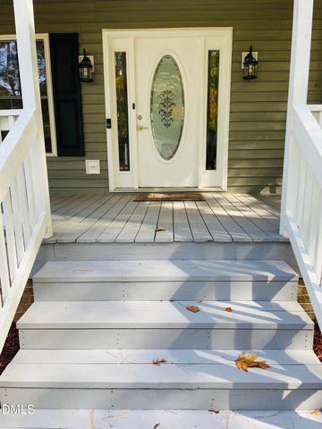 790 Hill Lane, Bracey, VA 23919