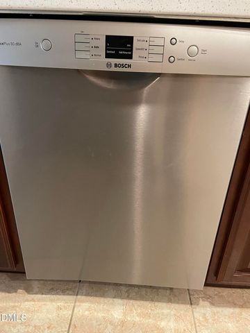 790 Hill Lane, Bracey, VA 23919