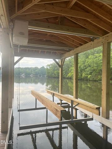 790 Hill Lane, Bracey, VA 23919