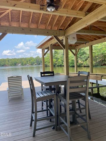 790 Hill Lane, Bracey, VA 23919