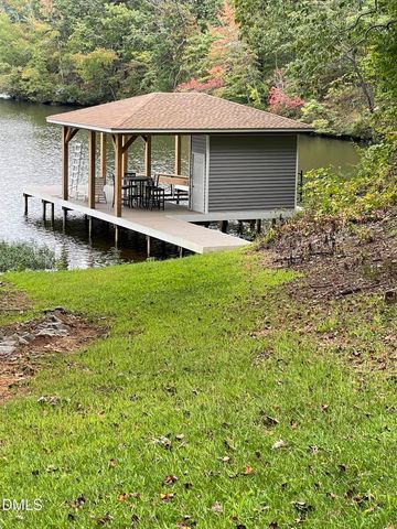 790 Hill Lane, Bracey, VA 23919