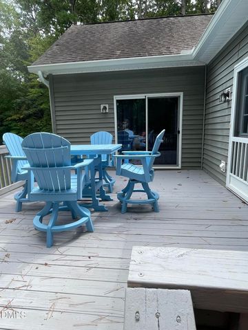 790 Hill Lane, Bracey, VA 23919