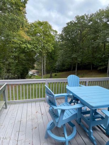 790 Hill Lane, Bracey, VA 23919