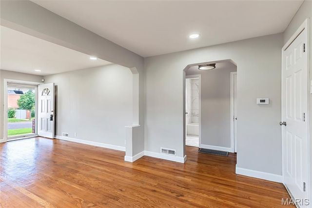 5054 Fyler Avenue, St Louis, MO 63139