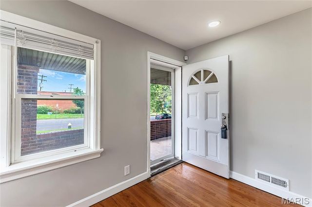 5054 Fyler Avenue, St Louis, MO 63139