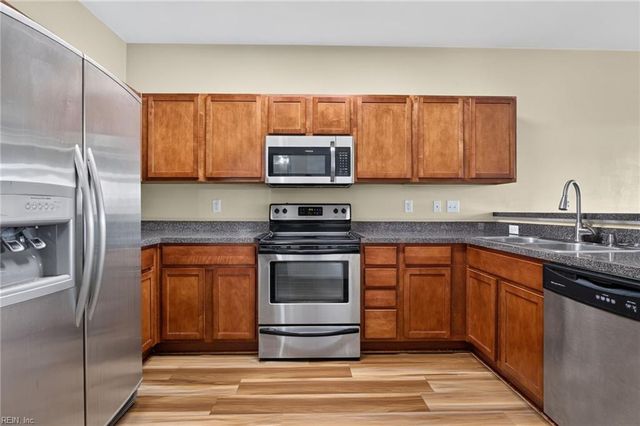 113 Zenith Loop LOOP, Newport News, VA 23601