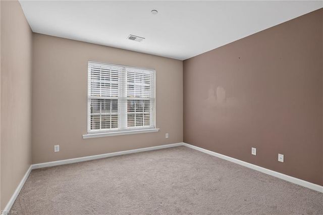 113 Zenith Loop LOOP, Newport News, VA 23601