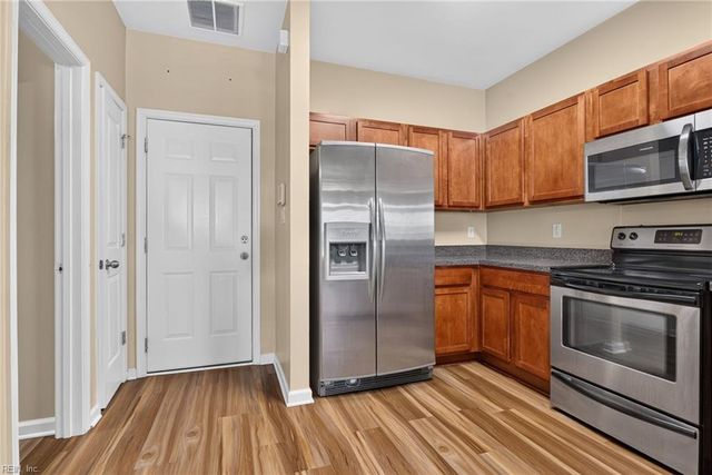 113 Zenith Loop LOOP, Newport News, VA 23601