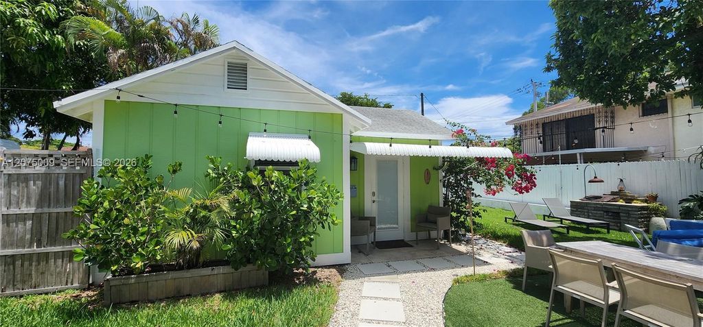 2883 SW 32nd Court -, Miami, FL 33133