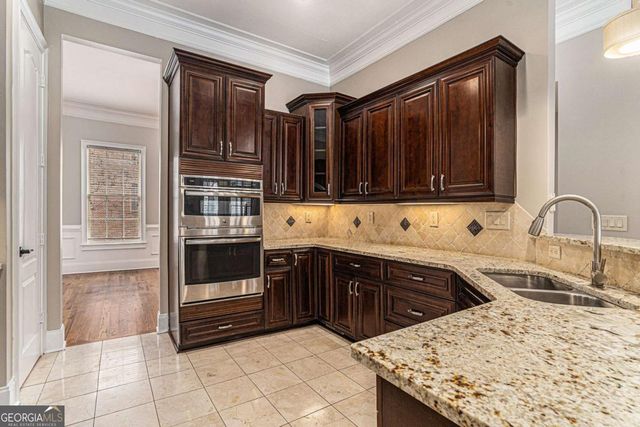 1035 Pearl Point, Atlanta, GA 30328