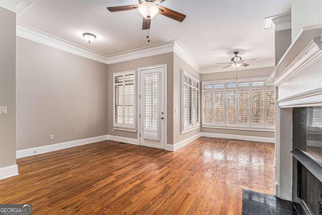 1035 Pearl Point, Atlanta, GA 30328