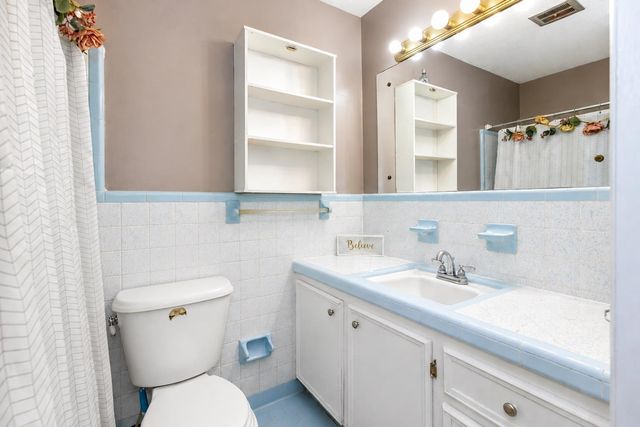 715 N Park St., Mullins, SC 29574