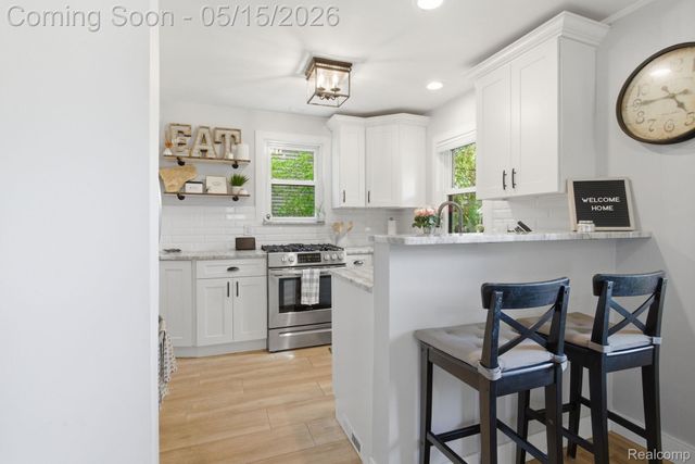 2705 Gardner Avenue, Berkley, MI 48072