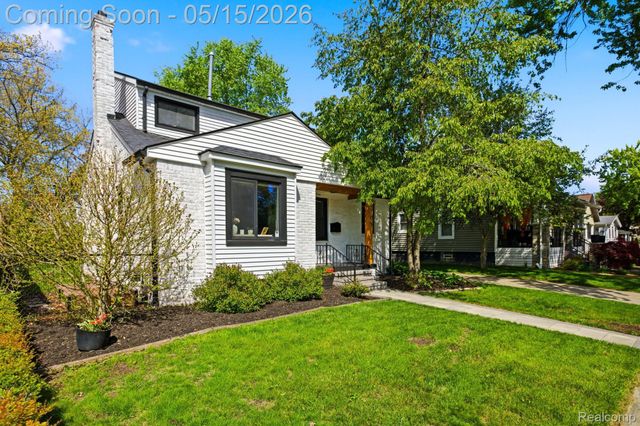 2705 Gardner Avenue, Berkley, MI 48072