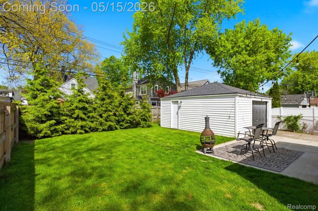 2705 Gardner Avenue, Berkley, MI 48072