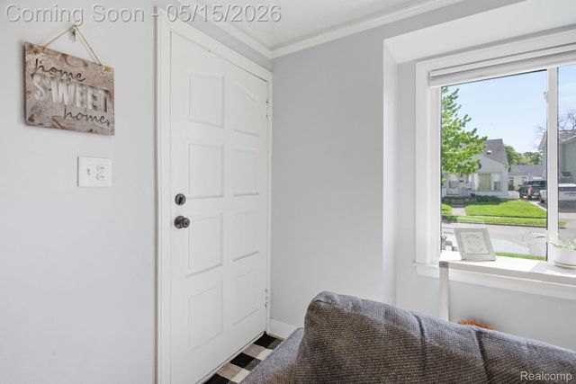 2705 Gardner Avenue, Berkley, MI 48072