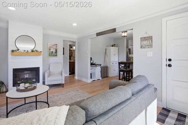 2705 Gardner Avenue, Berkley, MI 48072