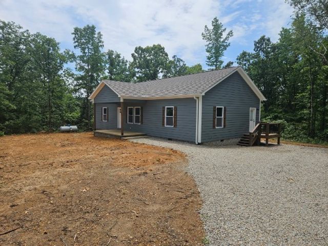 417 Market St, Waynesboro, TN 38485