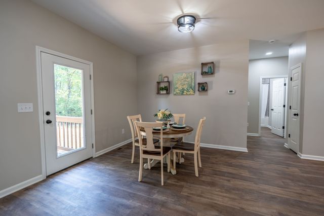 417 Market St, Waynesboro, TN 38485