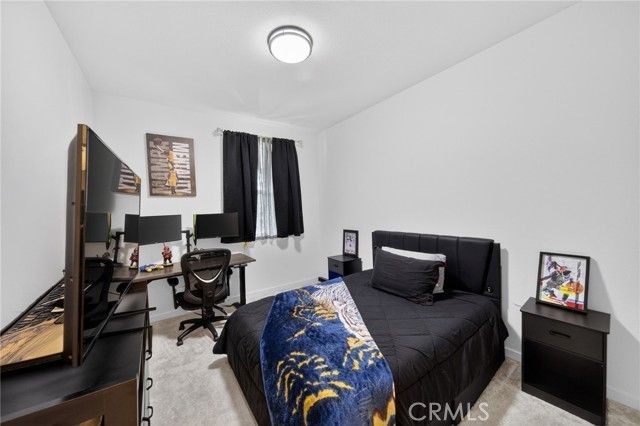 587 Holston, Rialto, CA 92377