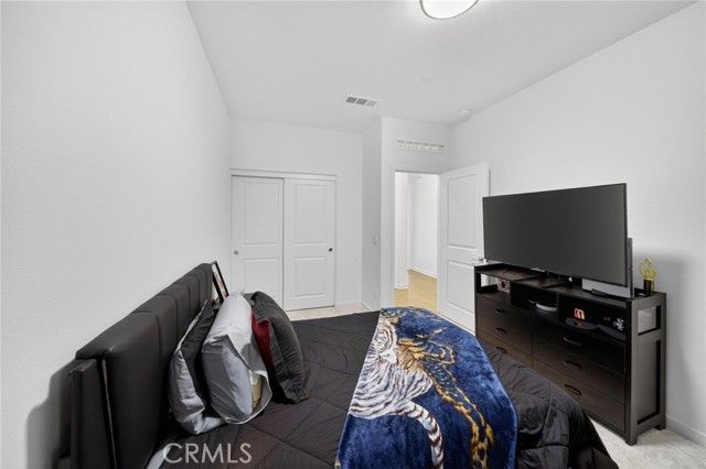 587 Holston, Rialto, CA 92377