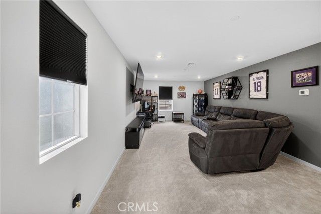 587 Holston, Rialto, CA 92377