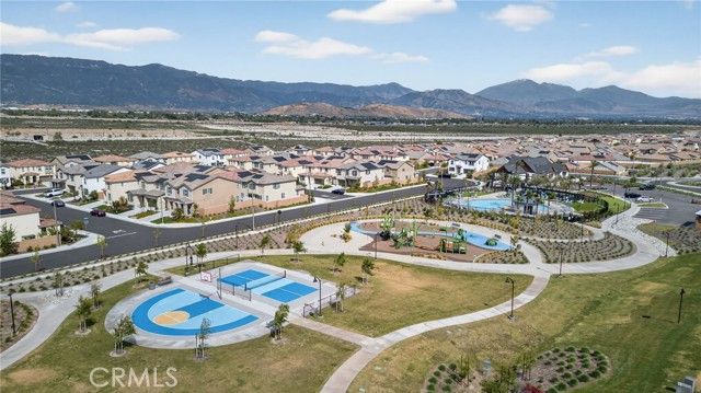 587 Holston, Rialto, CA 92377